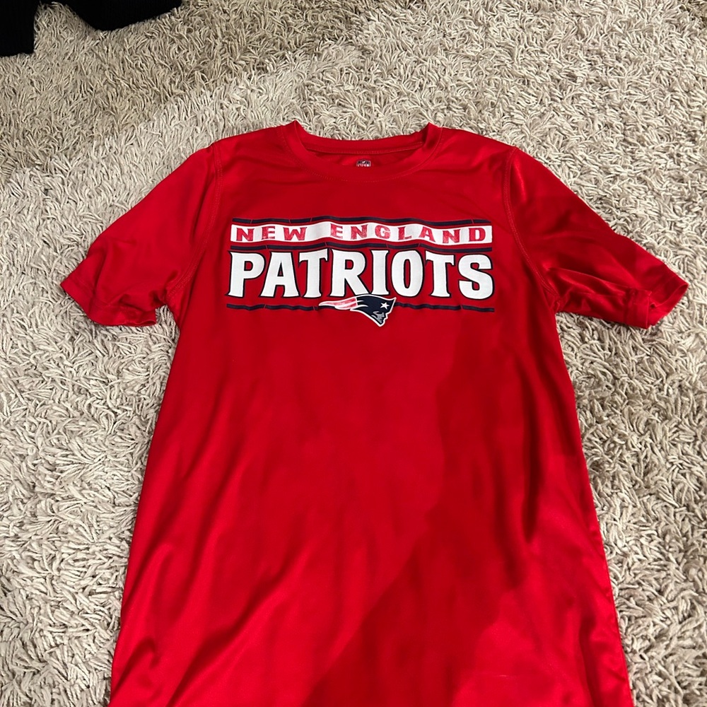 Kids Red New England Patriots t-shirt #NFL #Patriots